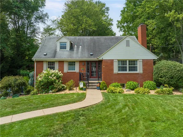 223 Ridgeview Dr, Venetia, PA 15367