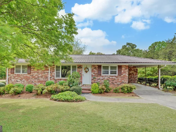 586 Collins Rd, Toccoa, GA 30577