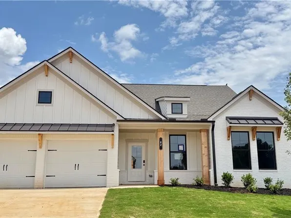 42 Piney Grove Ct, Auburn, GA 30011