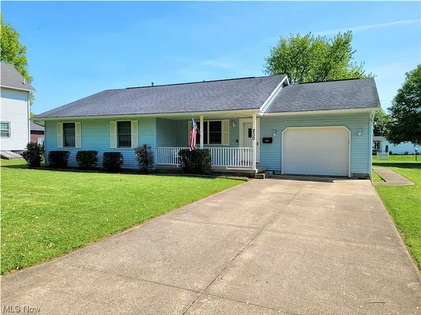 230 1st St SE, Brewster, OH 44613