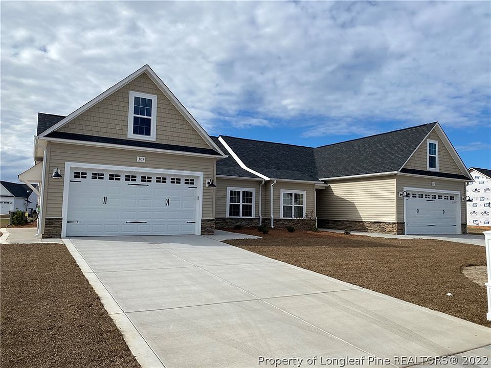 1st image of 305 Oak Pointe Cir E