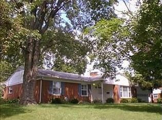 2817 Meadow Park Dr, Dayton, OH 45440