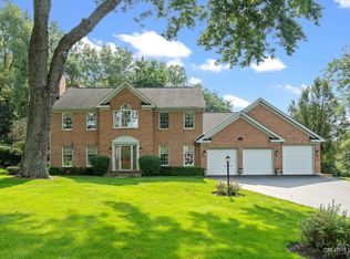 2615 Chapel Hill Dr, Elgin, IL 60120