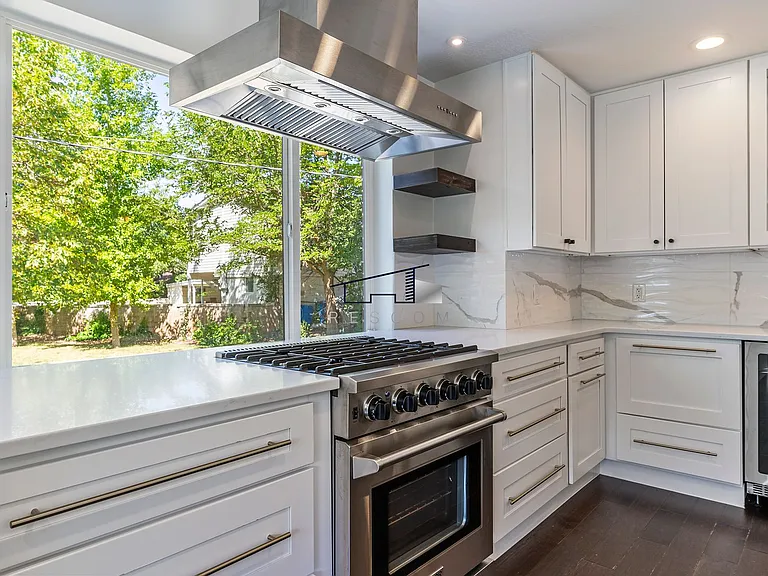 3075 Polk Ave — Photo 11