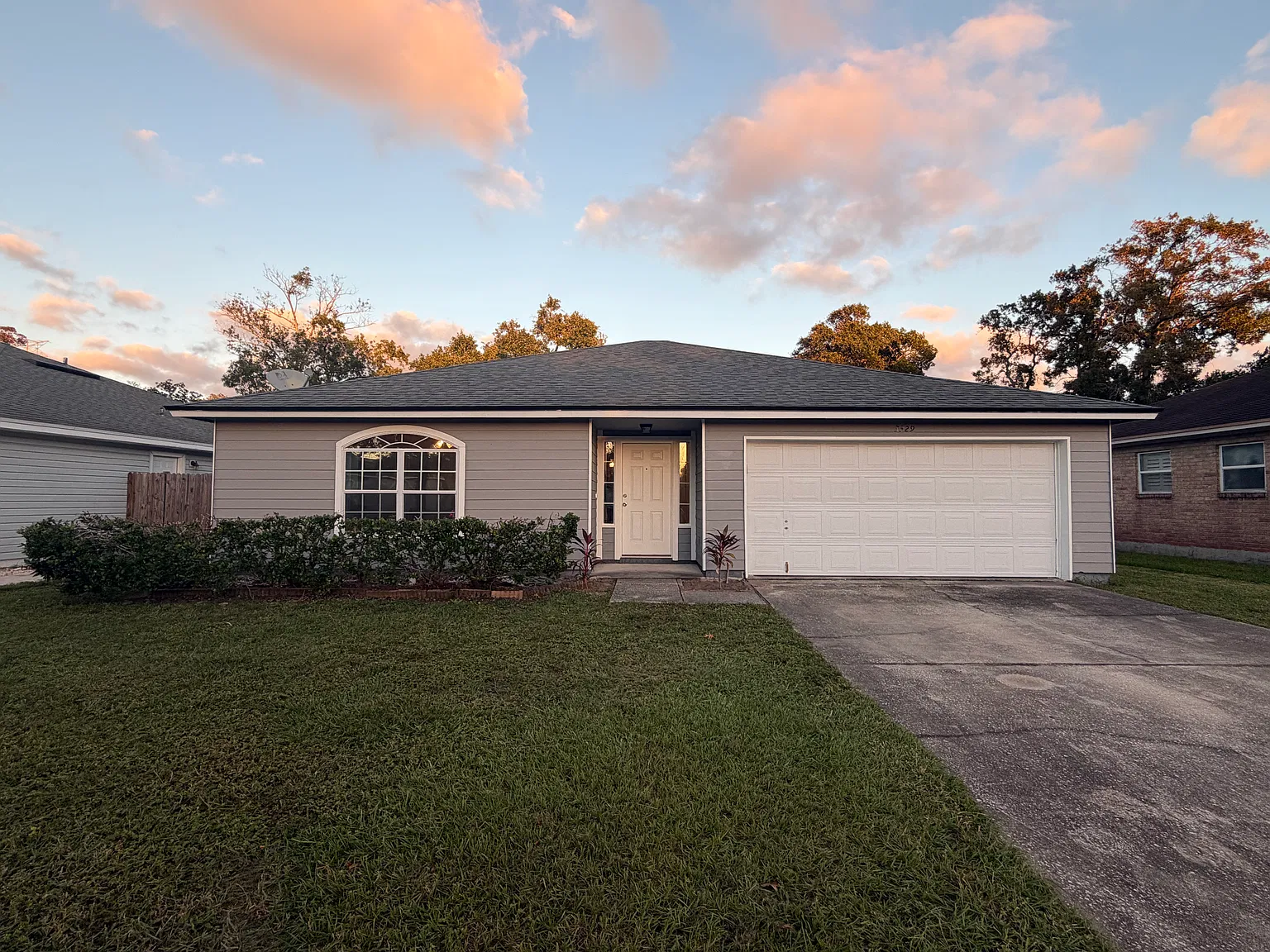 3 bed, 1485 sqft, $2,150 — Photo 1