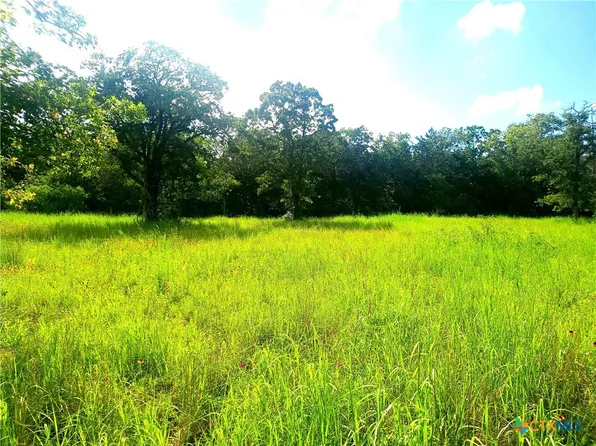 1825 Armstrong Derry Rd, Waelder, TX 78959