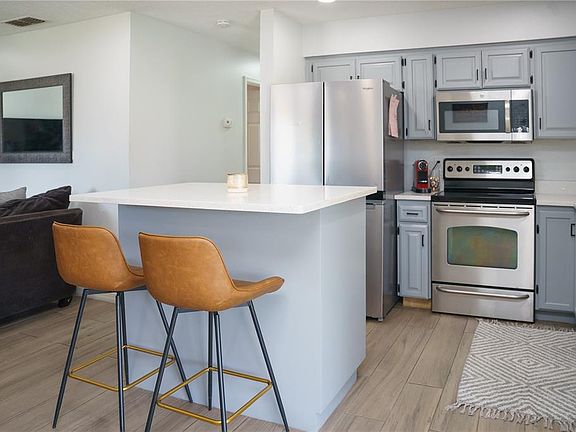 3rd image of 6552 S WEST SHORE CIRCLE