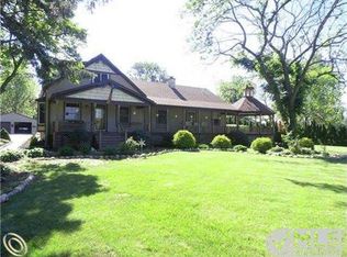 21447 Middlebelt Rd, New Boston, MI 48164