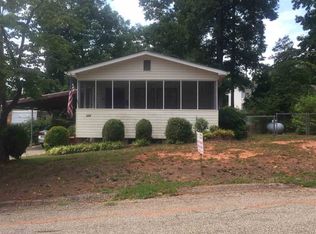 110 Snyder Dr, Townville, SC 29689