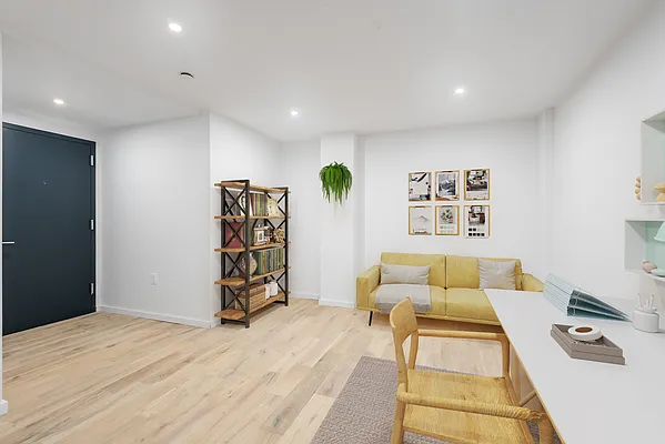 Sold by Oxford Property Group | media 18