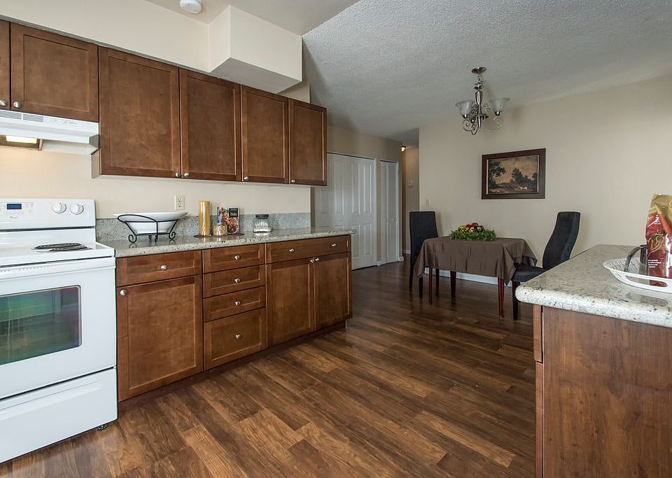 2nd image of 16262 E Rice Pl
