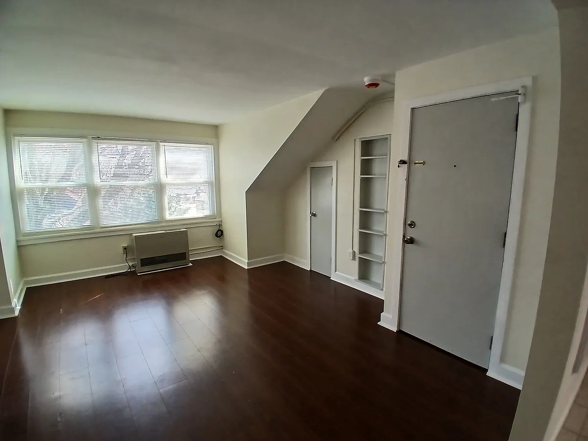 Building Photo - 122 White St #4
