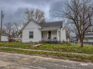 516 Wooster St, Carthage, MO 64836