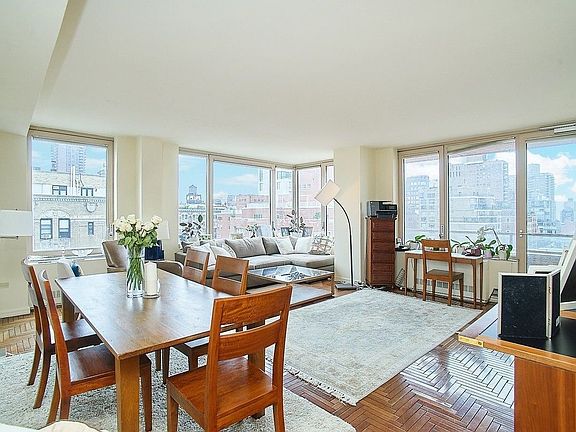 3rd image of 30 E 85th St APT 15D