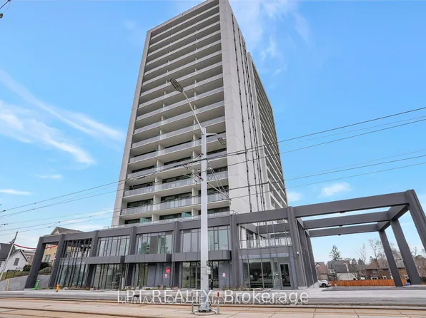 741 King St W, Kitchener, ON