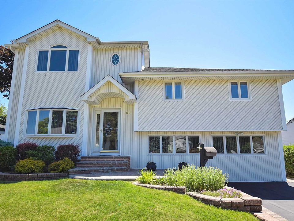 1st image of 60 Debora Dr