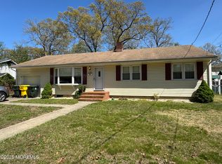153 Regent Pl, Lakewood, NJ