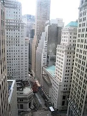 Rented by R New York | media 33