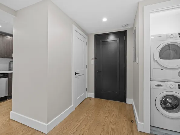2885 W 15th St APT 4R, Brooklyn, NY 11224