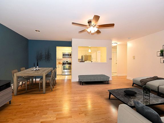 3rd image of 4250 Saratoga Ave APT 103