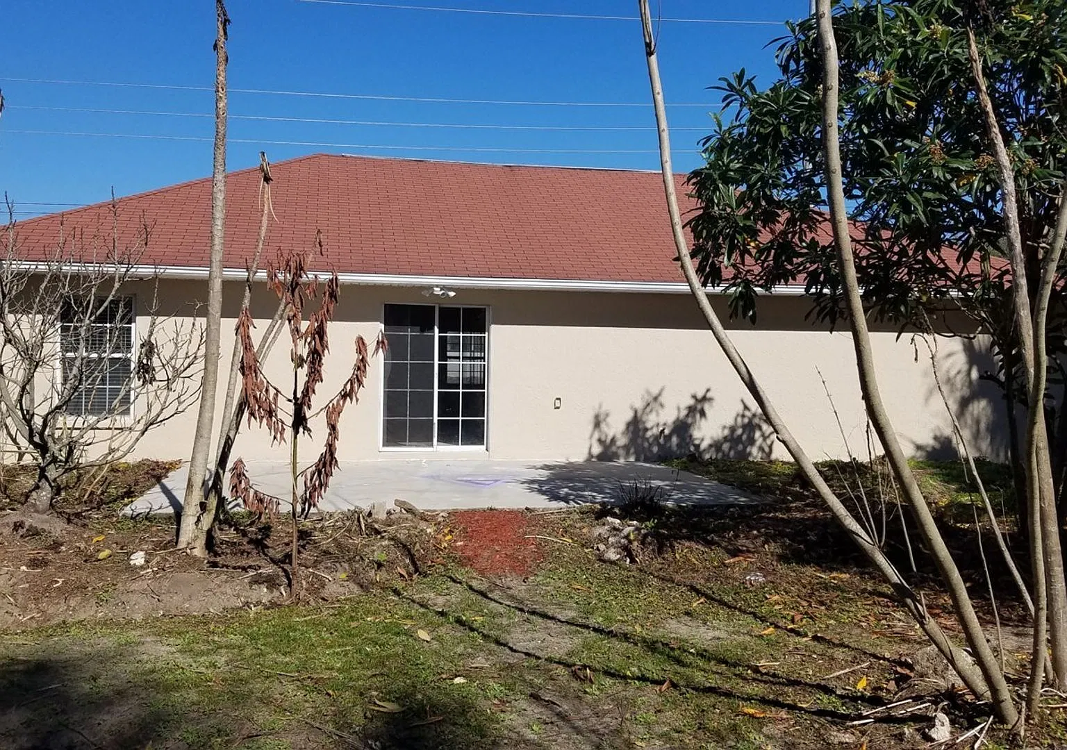 3920 Se 29 Street — Photo 2