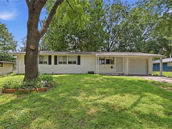 1803 NE 57th St, Kansas City, MO 64118