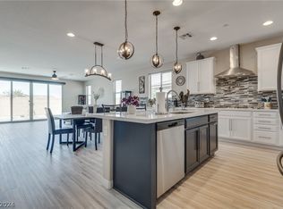 340 Cadence Vista Dr, Henderson, NV 89011