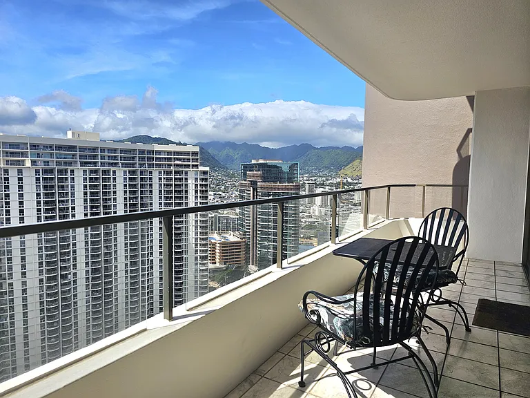 1910 Ala Moana Blvd #36A — Photo 11