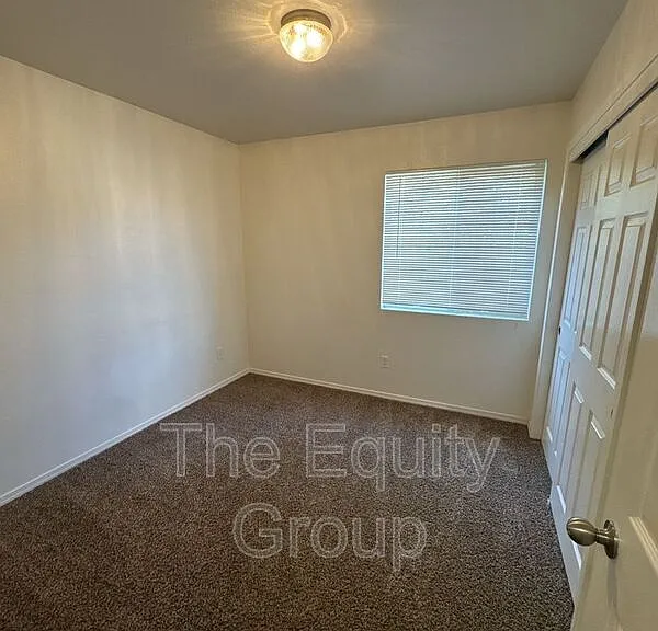 4203 W Walnut Ave #C — Photo 12