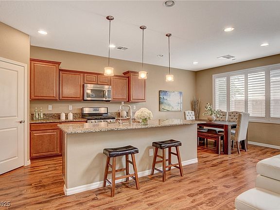 4th image of 1908 Morro Vista Dr