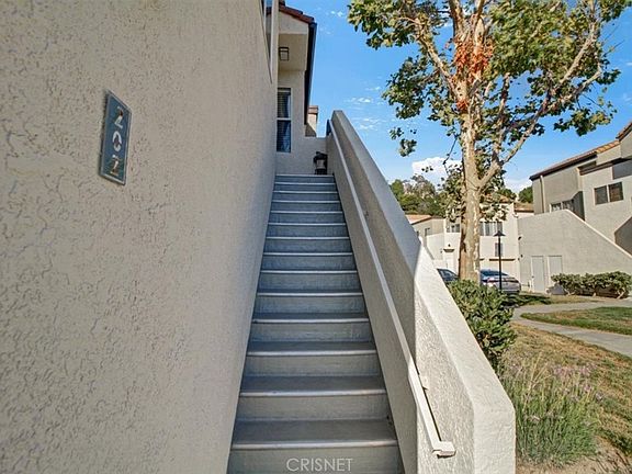 5th image of 21212 Trumpet Dr
