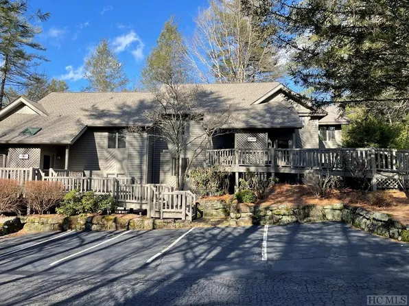 65 River Park Villas Drive #B, Sapphire, NC 28774