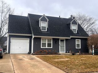 873 Shady Ln, Aurora, IL
