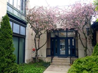 925 Green Bay Rd APT 12, Winnetka, IL 60093