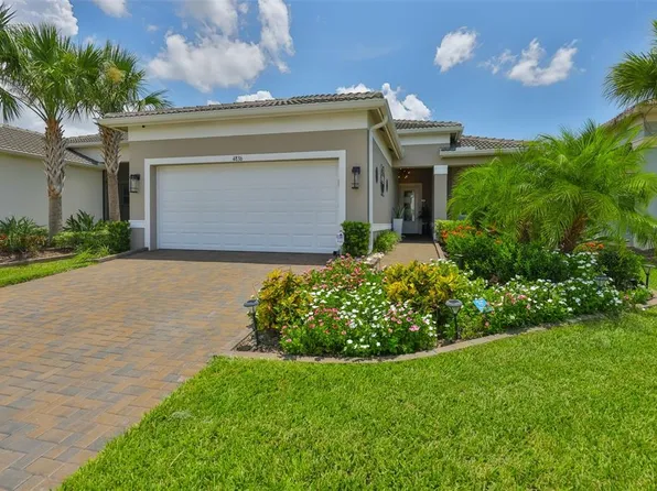 4836 Sevilla Shores Dr, Wimauma, FL 33598