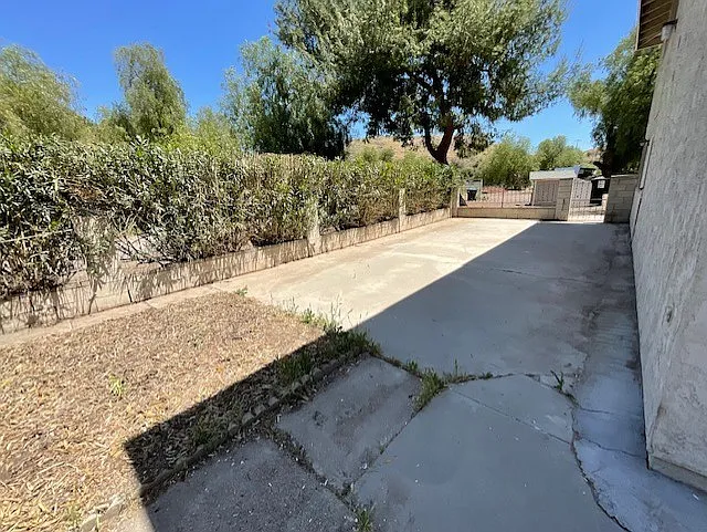 2 bed, 1600 sqft, $2,700 — Photo 4