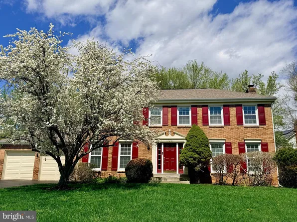 11201 Lake Breeze Dr, North Potomac, MD 20878