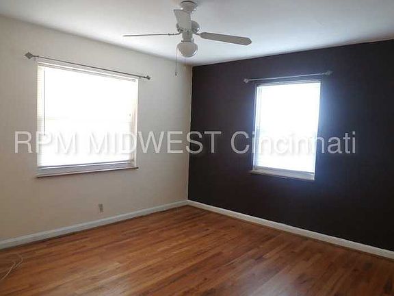 4th image of 1136 S Lynnebrook Drive Cincinnati Oh