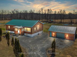 404 Dean Smith Rd, South Frontenac, ON K0H2L0