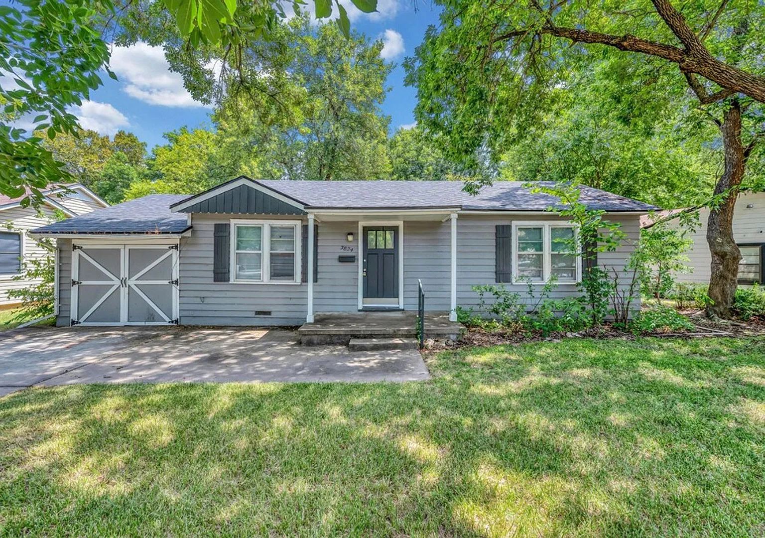 2BD 1BA Home in South Waco - Available NOW! — Photo 1