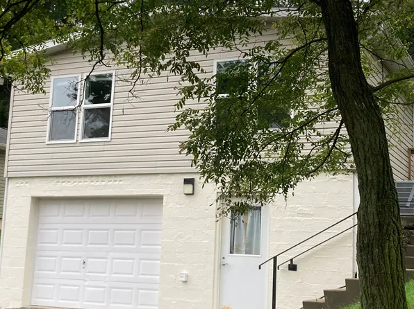 667 7th Street Ext, New Kensington, PA 15068