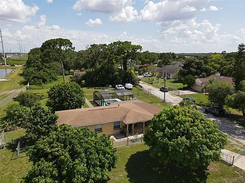 9160 Valencia College Ln Photo 1