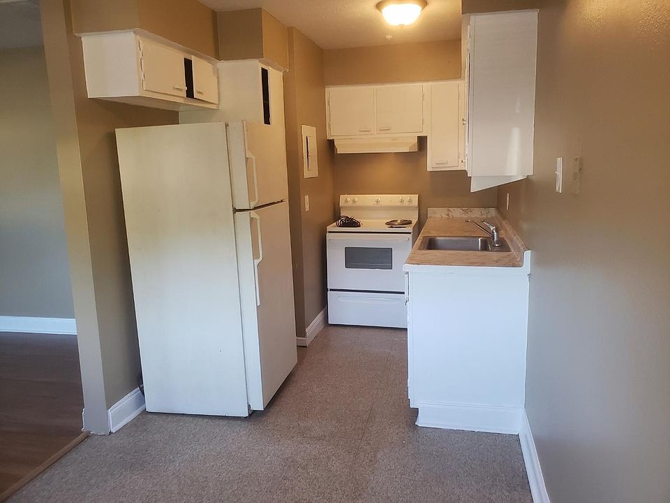 1st image of 1 Claremont Pl APT D