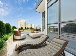 30 Upper Mall Way #211A, Vaughan, ON
