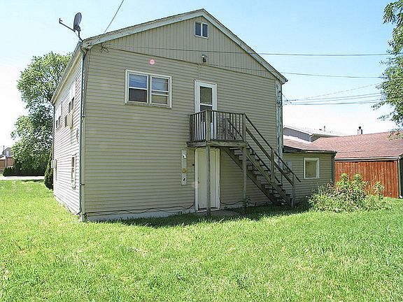 2nd image of 9935 S Merton Ave
