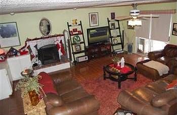 4th image of 916 Stern Cir