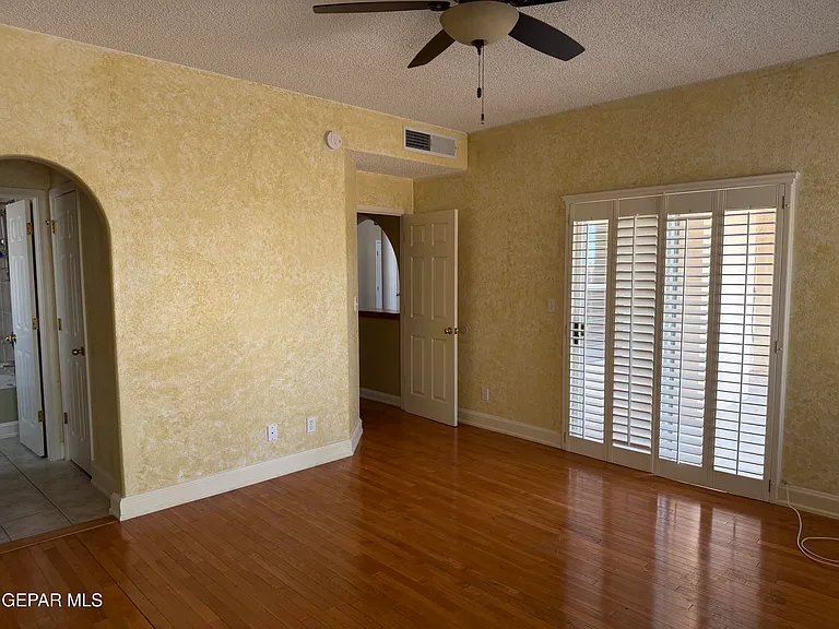 917 Tecate Pl — Photo 31