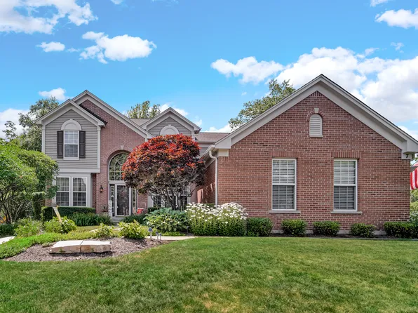 7 Rock River Ct, Algonquin, IL 60102