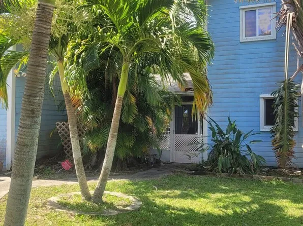 5705 Papaya Drive, Fort Pierce, FL 34982