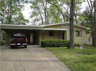 702 Heather Ln, Jackson, MS 39206